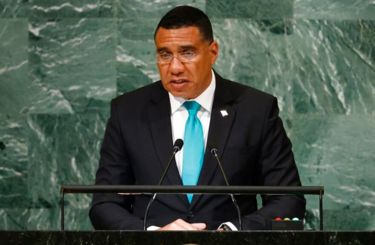 Jamaica lista para enviar soldados y policías para sofocar caos en Haití