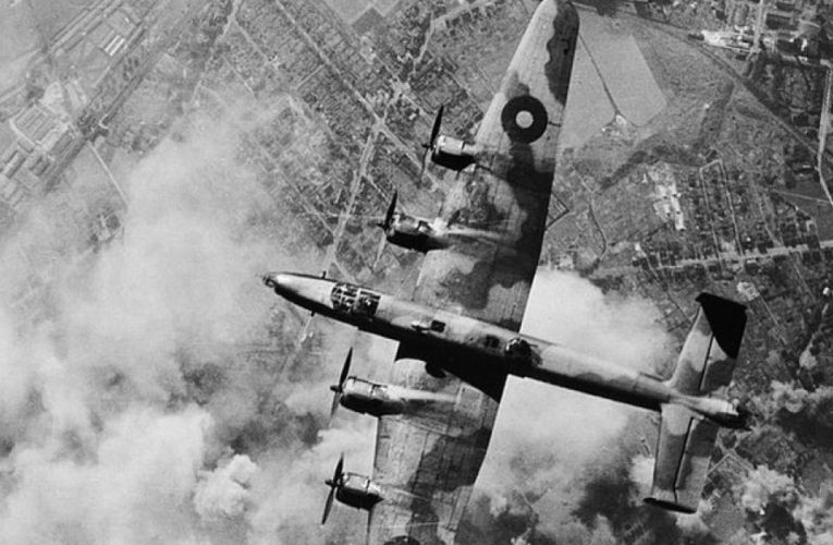 Militares voluntarios sobrevivieron al derribo de su avión y a dos años campo nazi