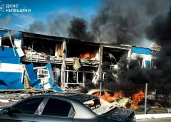 Rusia y Ucrania intercambian 370 prisioneros, mientras bombardeos dejan siete muertos tras la oferta de diálogo de Zelenski