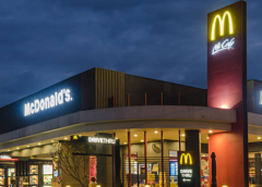 un McDonald’s en La Guaira atiende a damnificados y mascotas heridas tras los fuertes terremotos en Venezuela